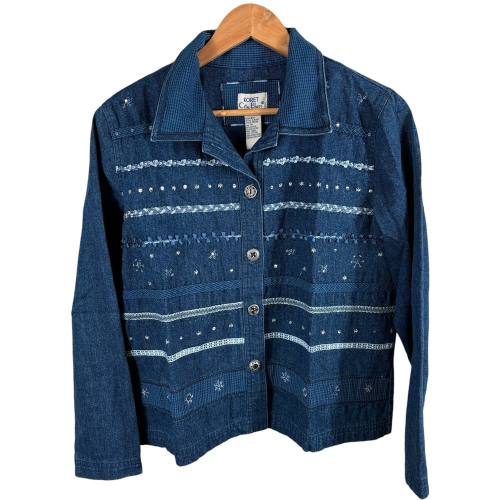 Koret City Blues Women's Medium Winter Snowflakes Embellished Light Denim Jacket